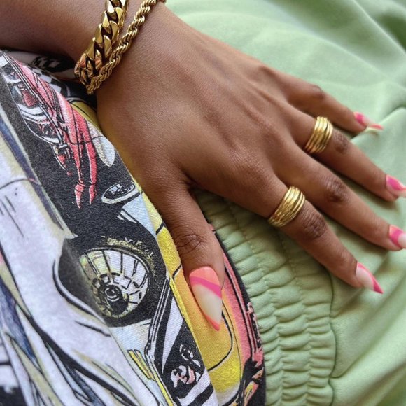 Twisted 18K Gold Chain Bracelet - Picture 9 of 12